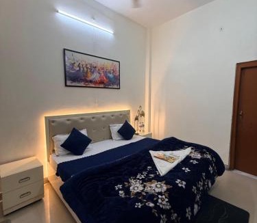 Ayodhya House | Devansh Palace Near Ram Mandir