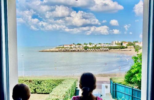 Pontaillac Villa | Devant la mer et la plage de ROYAN PONTAILLAC, 4chambres 2 à 8 personnes