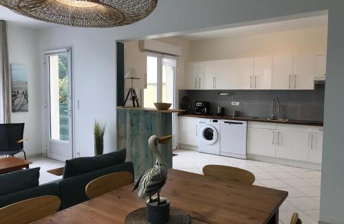 Pontaillac Villa | Devant la mer et la plage de ROYAN PONTAILLAC, 4chambres 2 à 8 personnes