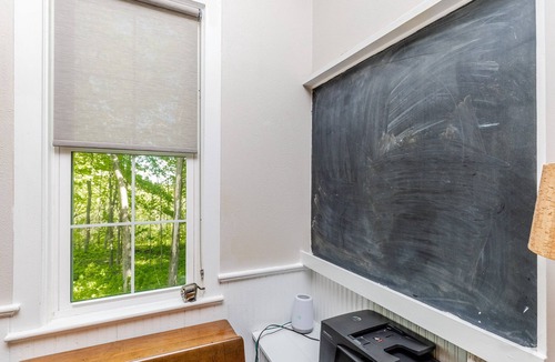Baraboo House | DEVILS LAKE SCHOOL HOUSE , Walk to the Park and Tumbled Rock Micro Brewery