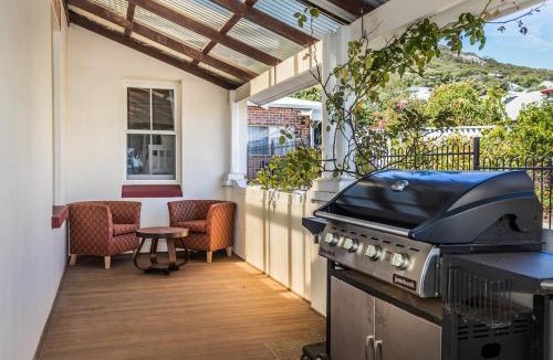 Albany House | Devine's on Stirling