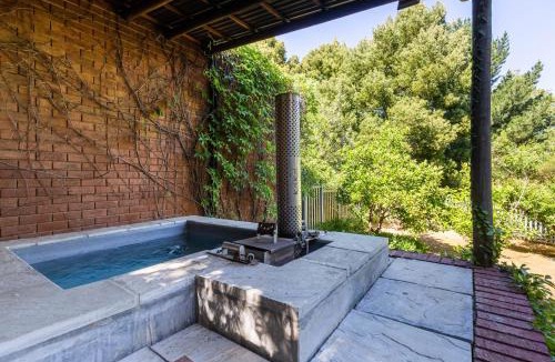 Koelenhof Apartment | Devon Castle Forest Lodge