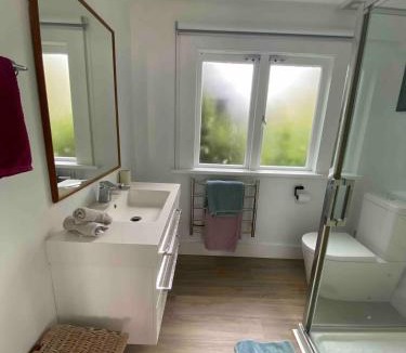 Devonport Apartment | Devonport Summer Cottage