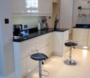 Palmers Green House | Devonshire House