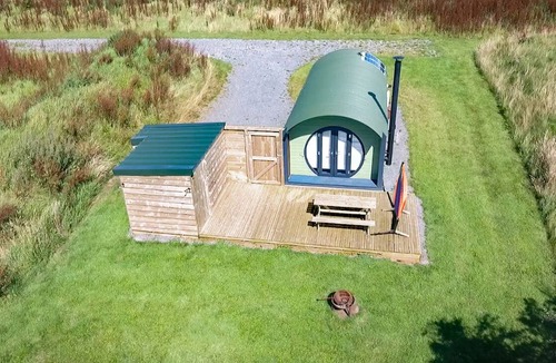 Compton Martin Cottage | DEW POND, romantic, with open fire in Blagdon