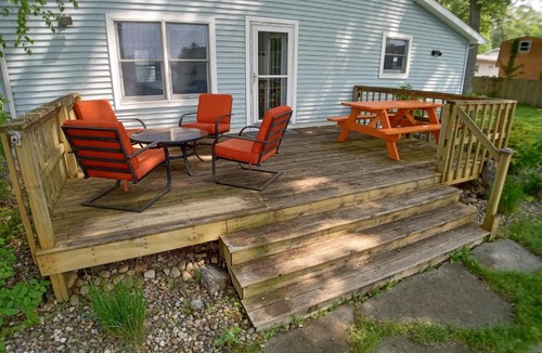Syracuse House | Dewart Blue