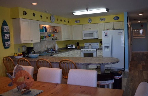 Rehoboth by the Sea Condo | Dewey Beach Ocean Block Condo Elevator Parking Sleeps 10