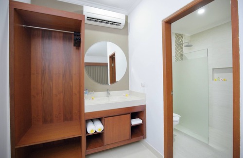 Kuta Hotel | Dewi Sri Hotel