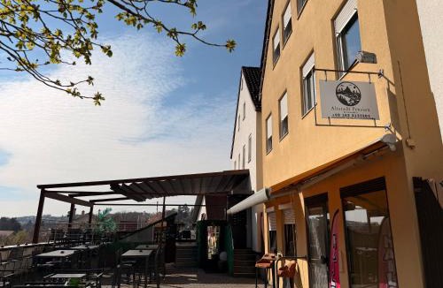 Nuertingen Apartment | DG Apartment mit Neckarblick