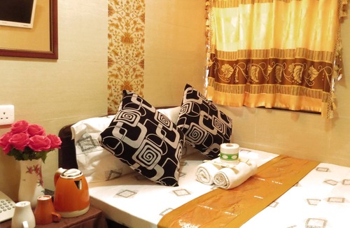 Tsim Sha Tsui Hostel | Dhillon