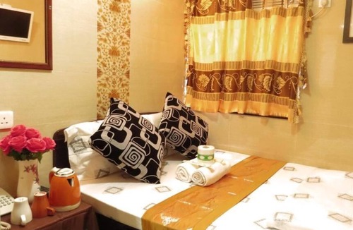 Tsim Sha Tsui Hostel | Dhillon