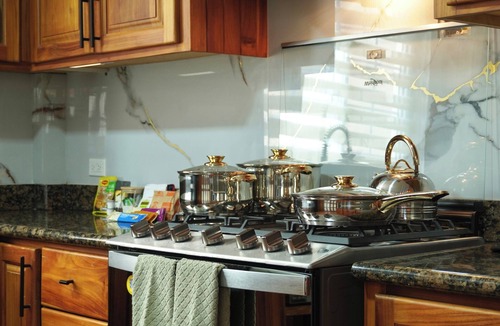 Golden Grove Condo | Diamond-Convenient Spa bath condo with ADA access