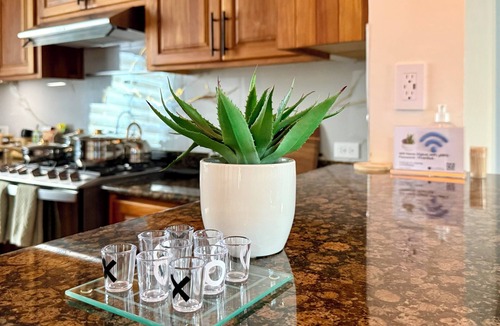 Golden Grove Condo | Diamond-Convenient Spa bath condo with ADA access