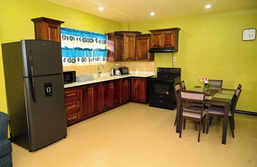 Mt. Pleasant Apartment | Diamond Cut Villa & Suites
