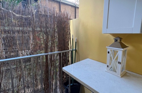 Diamond Head - Kapahulu - St. Louis Apartment | Diamond Head Beach Hotel