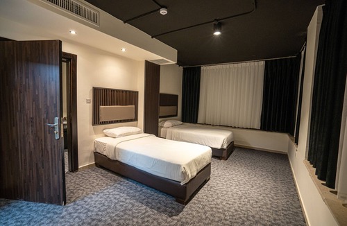 Al Jubeiha Hotel | Diamond Hotel Suites