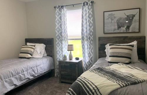 Middletown House | Diamond in the Rough-696