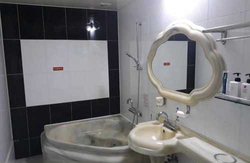 Sacheon Hotel | Diamond Motel