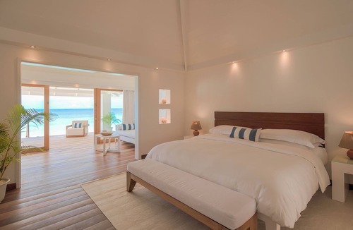 Athuruga Island Resort | Diamonds Athuruga Maldives Resort & Spa