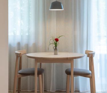 Lana Apartment | Dianthus Apartment