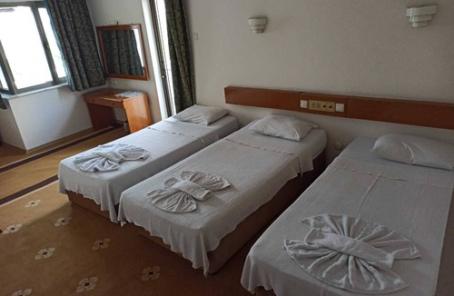 Kusadasi City Centre Hotel | Dias