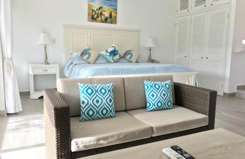 Dickenson Bay Apartment | Dickenson Bay Oasis at Antigua Village