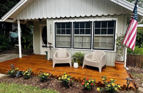 Mount Dora Cottage | *DICKERMAN COTTAGE. Located on cottage row in the Historic area of Mount Dora*