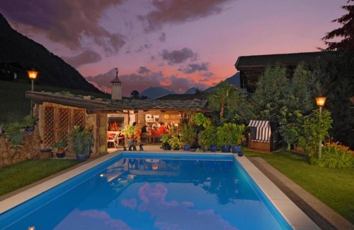 Reith im Alpbachtal Ski Chalet | Die Pool-villa in den Bergen Tirols