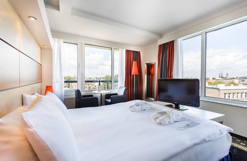 Burgwallen Nieuwe Zijde Hotel | Die Port van Cleve Hotel
