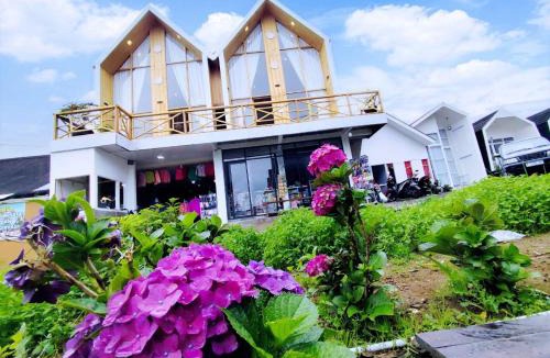 Dieng Cabin | Dieng Hebat Villa & Glamping