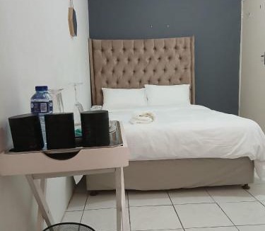 Kareeberg House | DigiStay
