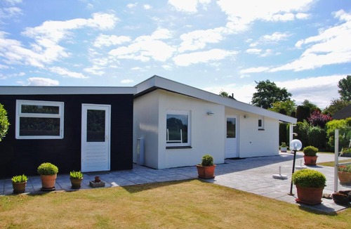 Ouddorp House | Dijkstelweg 59 B3 - De Slangenden - Ouddorp, nice spacious bungalow near the beach