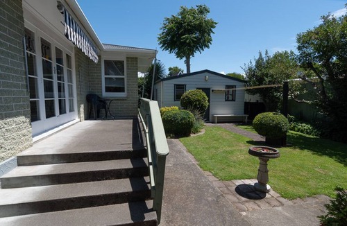 Blenheim House | Dillon House- Entire Home - Close In - two night minimum stay