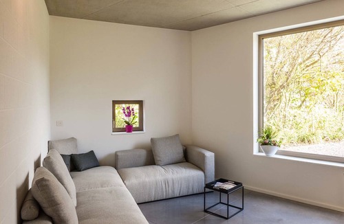 Corbais Bed & Breakfast | Dimensions M