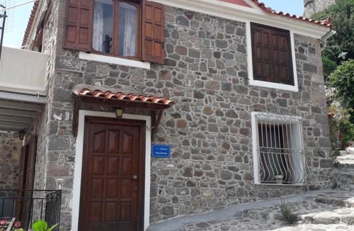 Mithimna House | Dimitra House