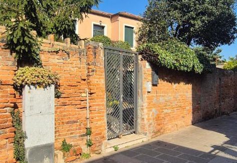 Longa Apartment | Dimora Astolfo 1-2-3