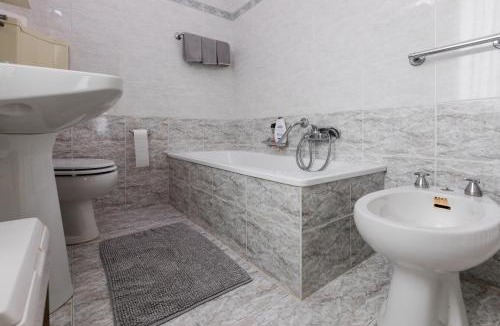 Maiano House | Dimora Augusto & Valentina