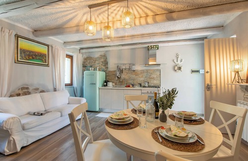 Angera Apartment | Dimora Della Rocca Private Garden, Angera, Italy