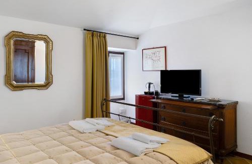 Casalnoceto House | Dimora Licia