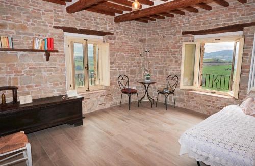 Arcevia Apartment | Dimora nel Castello di Loretello