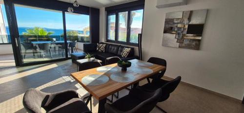 Vir Apartment | Dinary Apartman