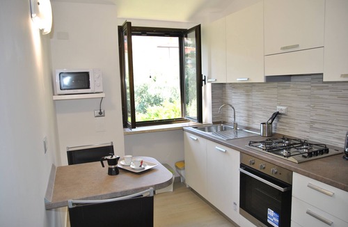Formia House | Dinky Home Air-conditioned Penthouse With sea View Terrace