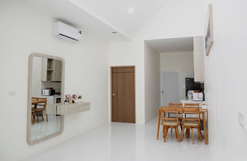 Khlong Thom Hotel | Dinnano