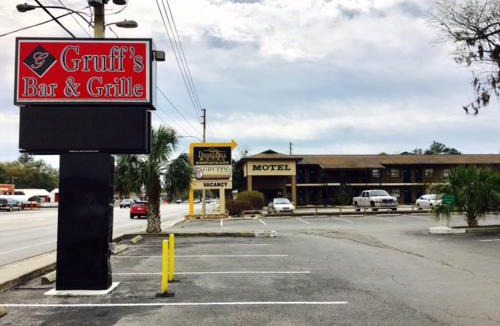 Dunnellon Hotel | Dinner Bell Motel