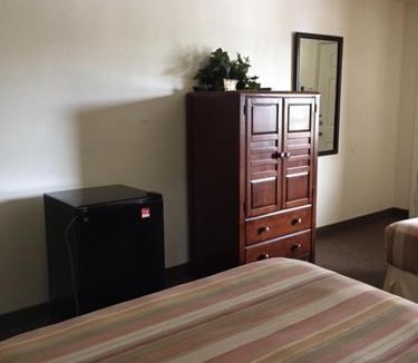 Dunnellon Hotel | Dinner Bell Motel
