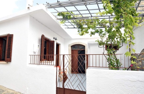 Milatos House | DIONH