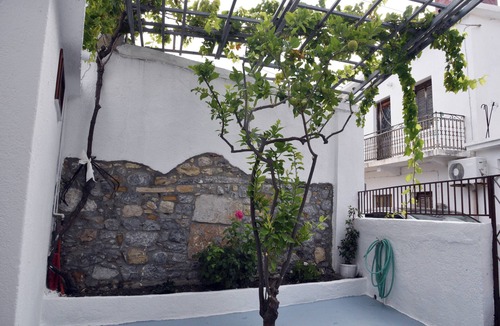 Milatos House | DIONH