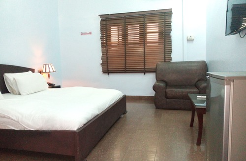 Festac Hotel | Dionzec Hotel & Suites