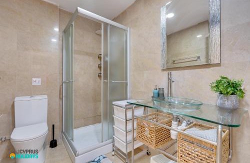 Larnaca City Centre Apartment | Dios Ponte 102 Beachfront