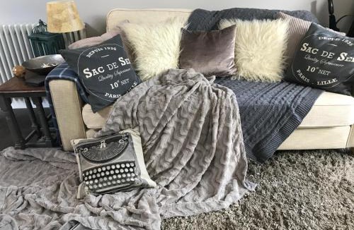 Cooden House | Dippy cottage
